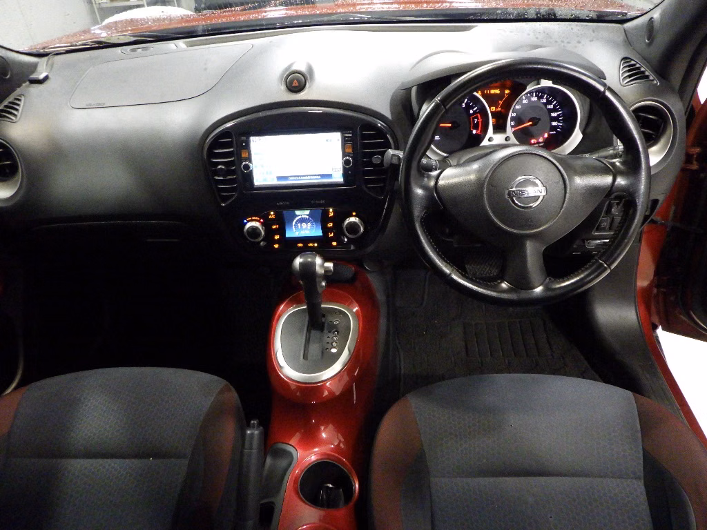 NISSAN JUKE