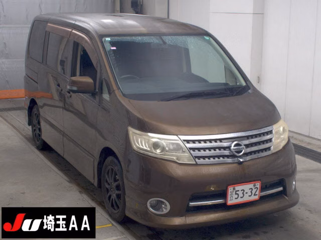 NISSAN SERENA