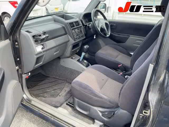 MITSUBISHI PAJERO MINI