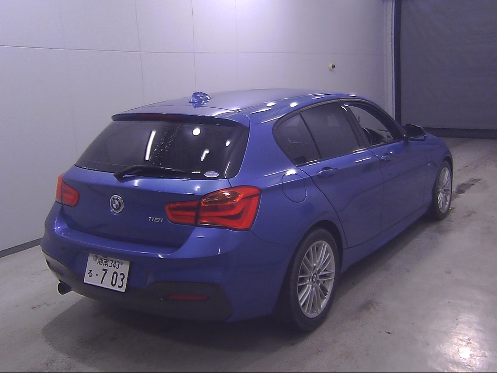 BMW 1-SERIES