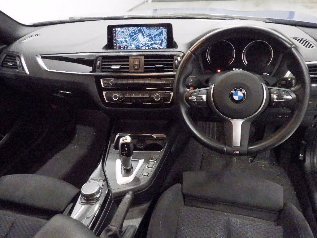 BMW 1-SERIES