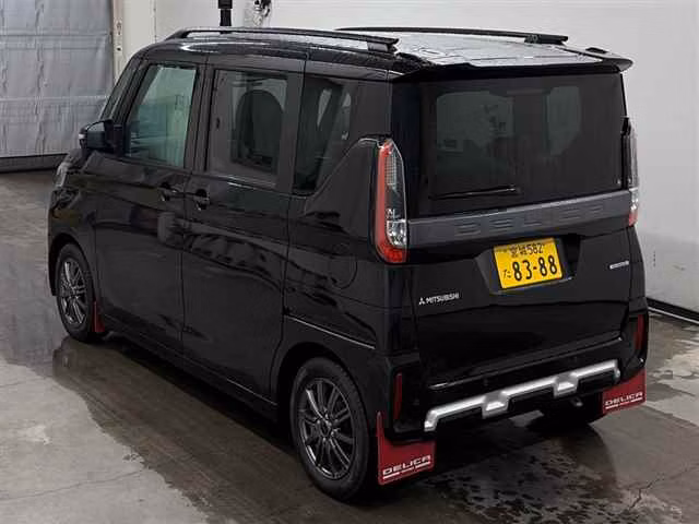 MITSUBISHI DELICA MINI
