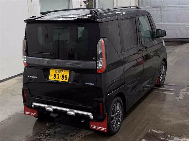 MITSUBISHI DELICA MINI