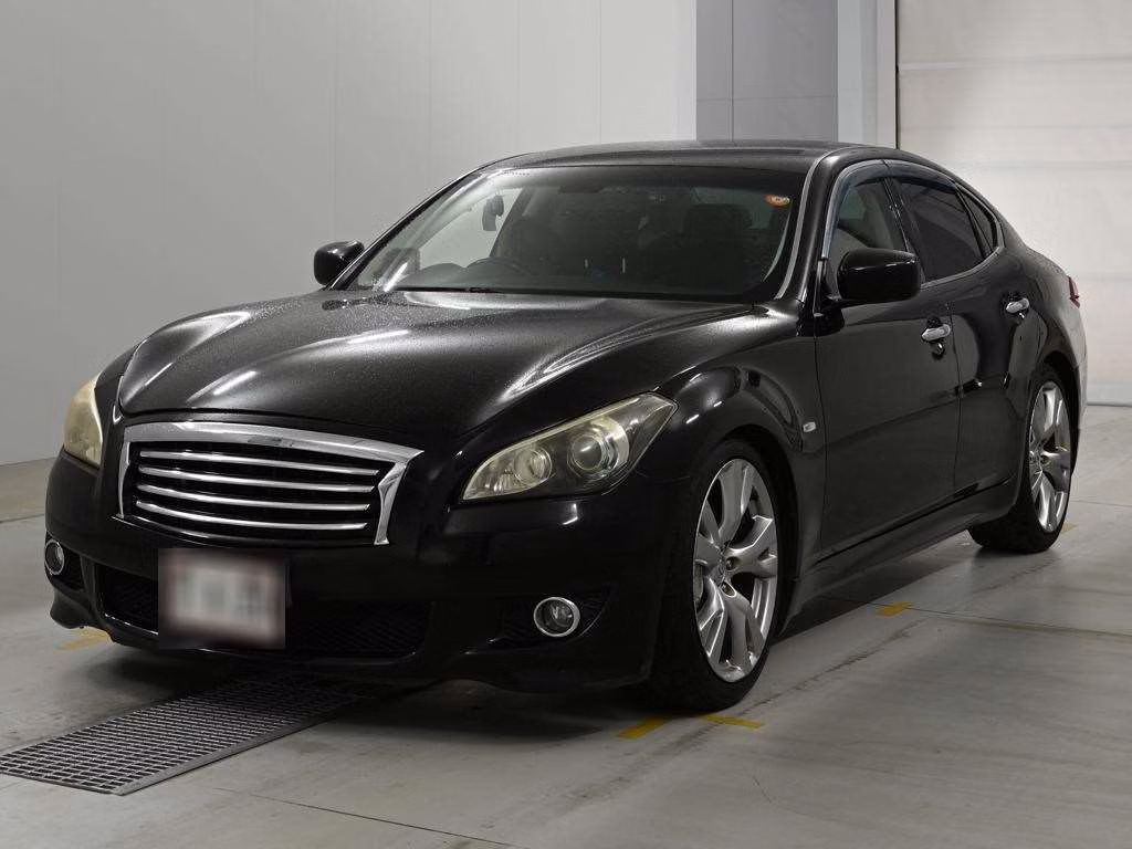 Nissan Fuga