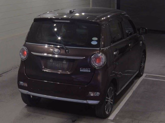 DAIHATSU CAST