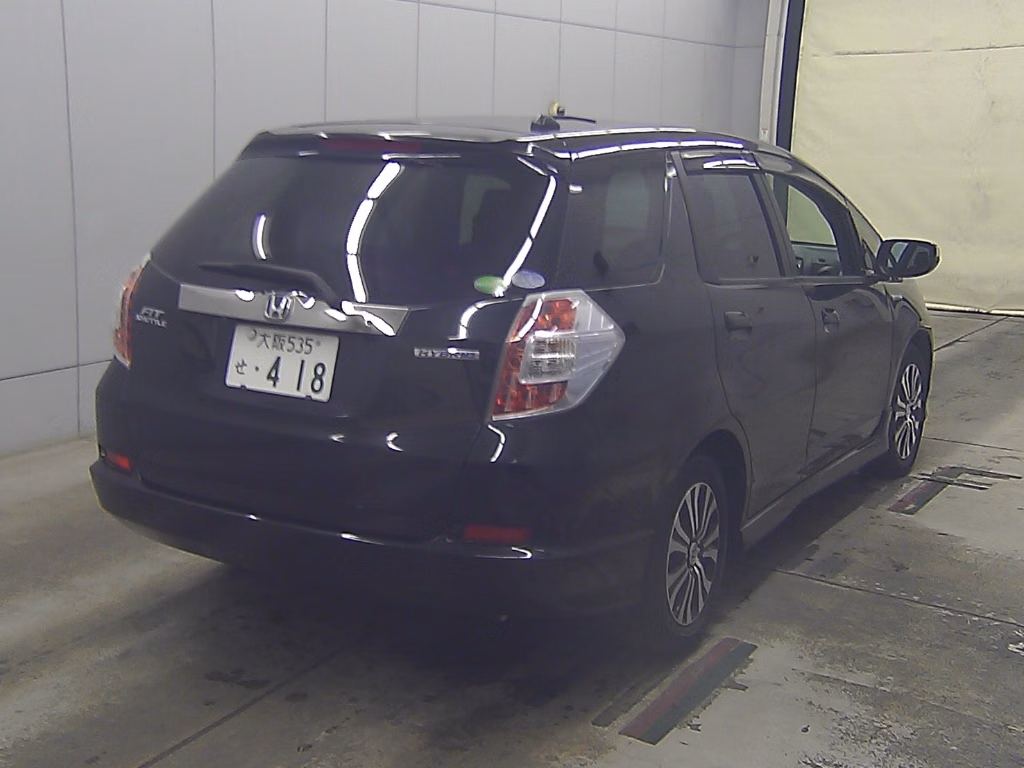 HONDA FIT SHUTTLE