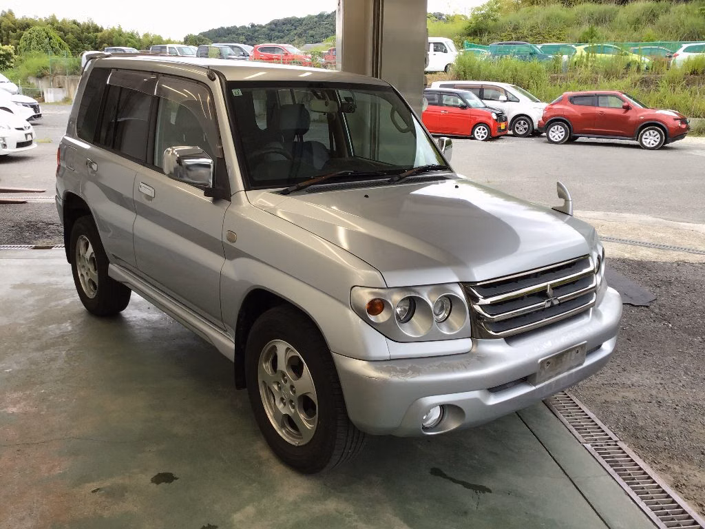 MITSUBISHI PAJERO IO