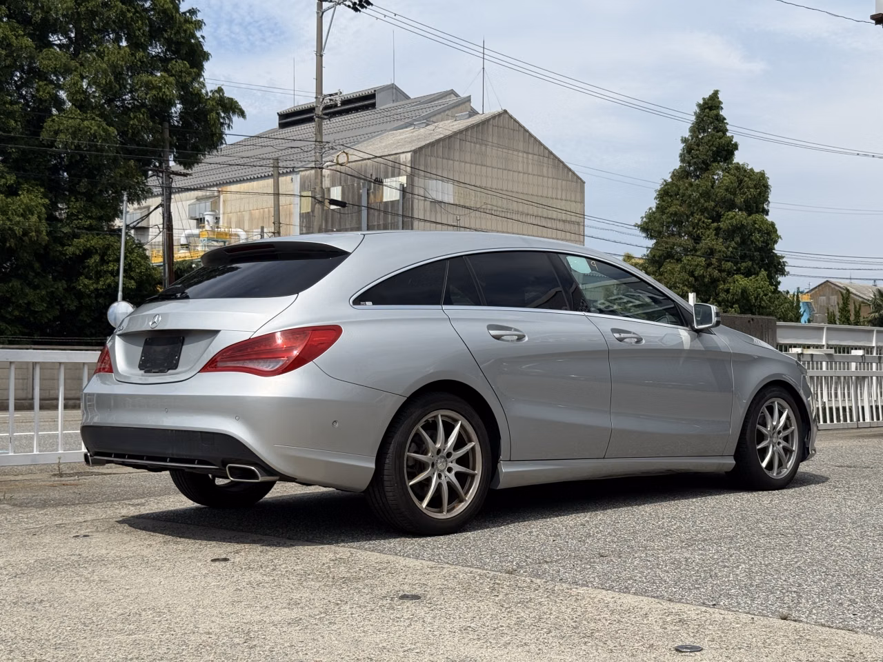 MERCEDES-BENZ CLA-CLASS