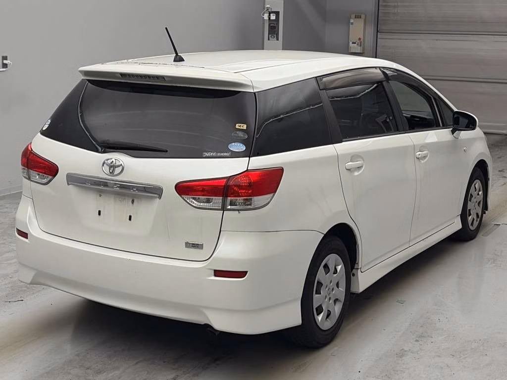 TOYOTA WISH