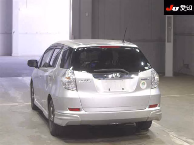 HONDA FIT SHUTTLE