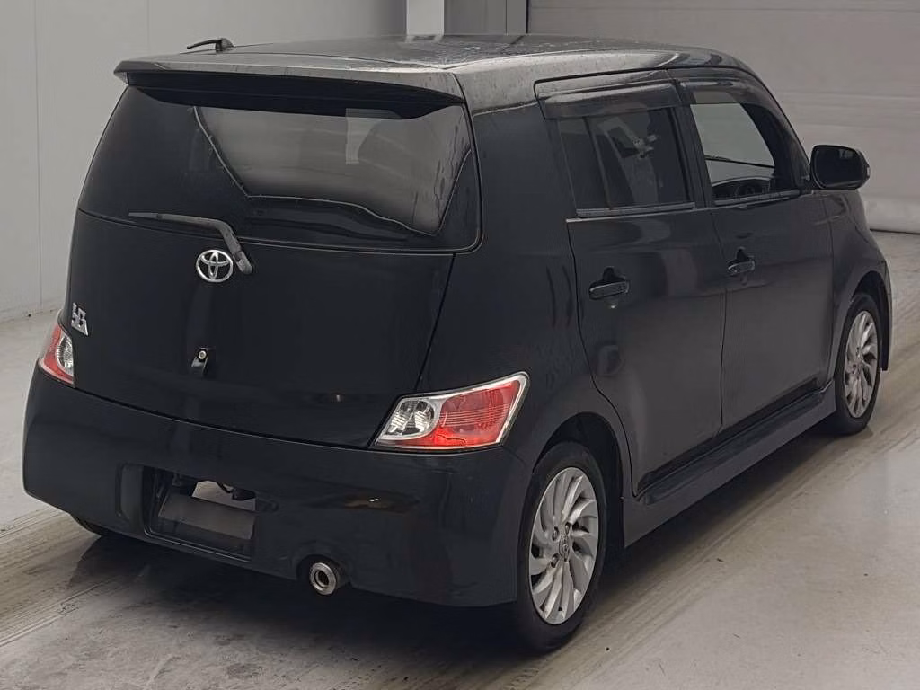 TOYOTA BB