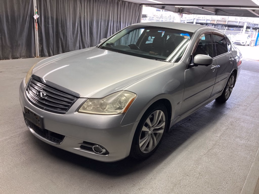 NISSAN FUGA
