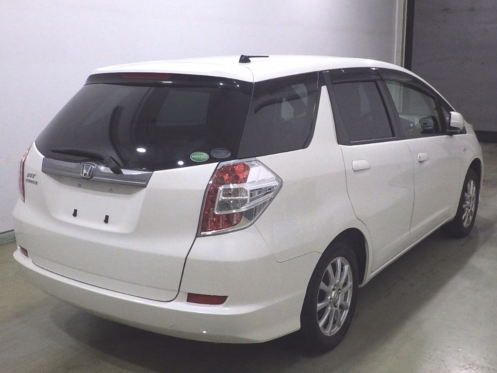 HONDA FIT SHUTTLE