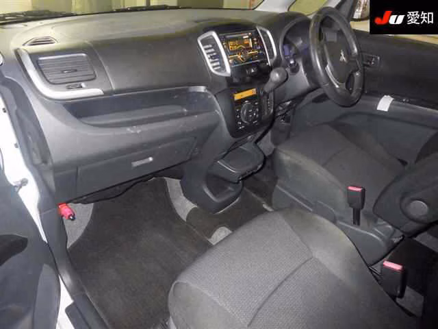 MITSUBISHI DELICA D:2