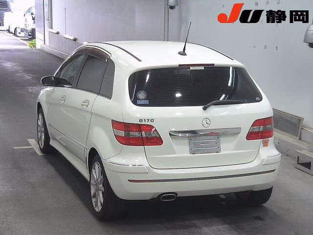MERCEDES-BENZ B-CLASS