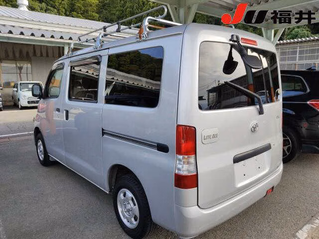 TOYOTA LITE ACE
