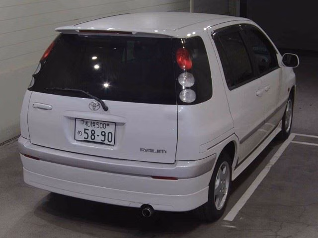 TOYOTA RAUM
