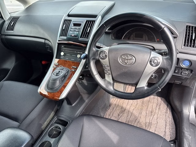 TOYOTA SAI