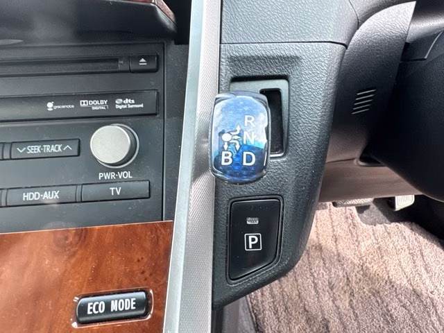 TOYOTA SAI