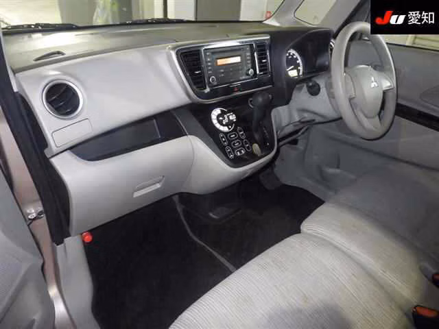 MITSUBISHI EK SPACE