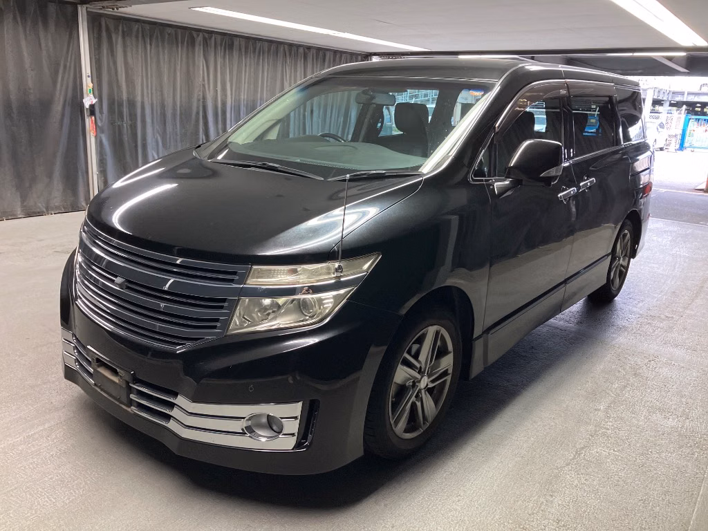 NISSAN ELGRAND