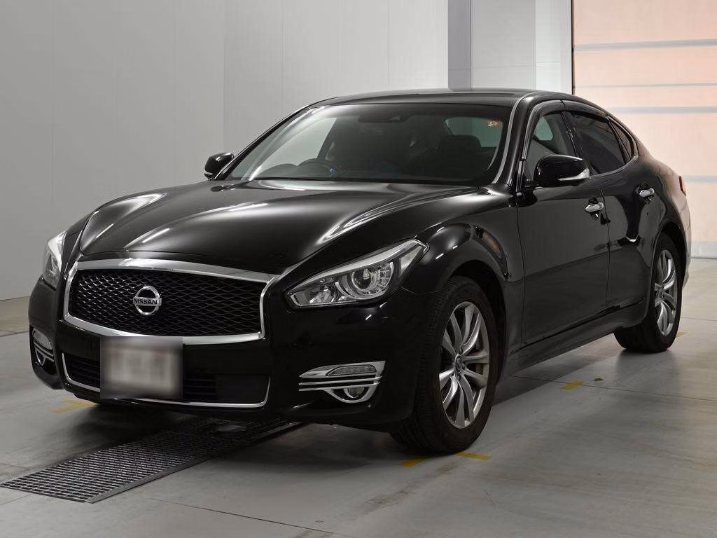 NISSAN FUGA