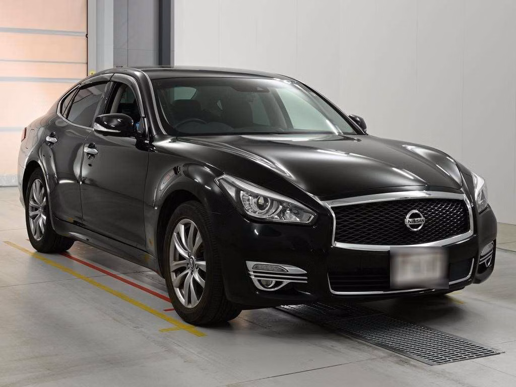 NISSAN FUGA