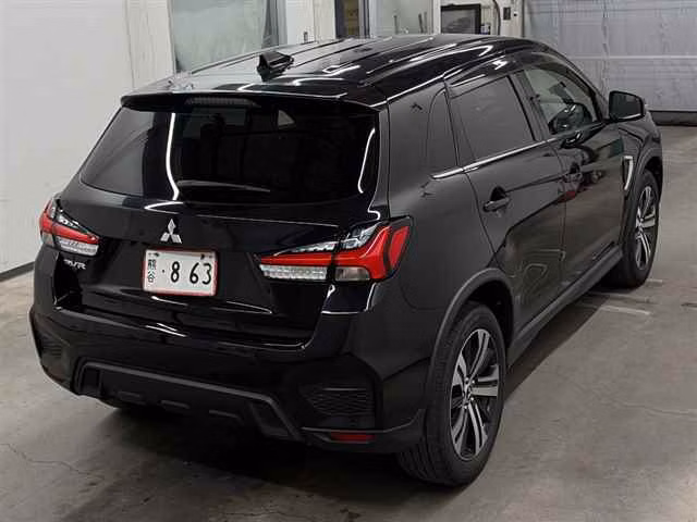 MITSUBISHI RVR