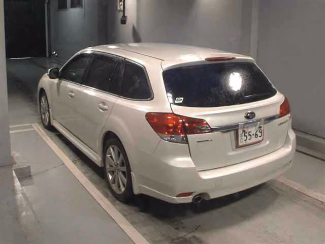 SUBARU LEGACY