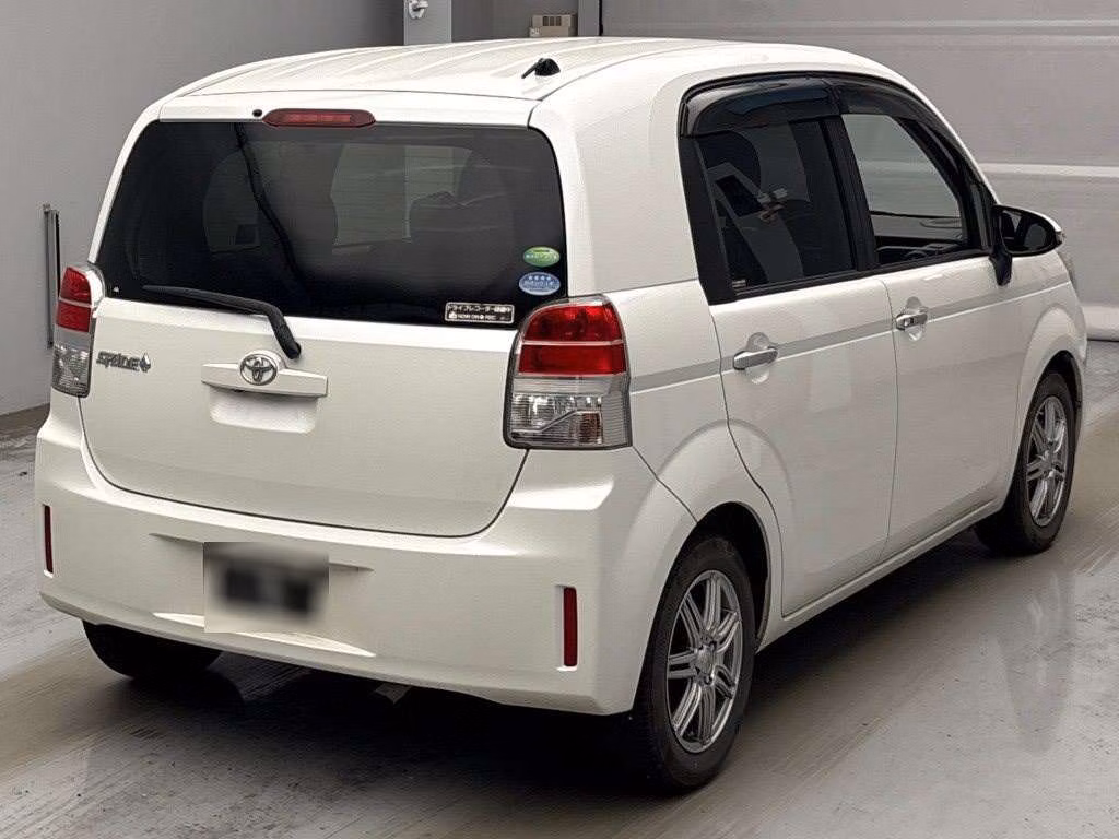 TOYOTA SPADE