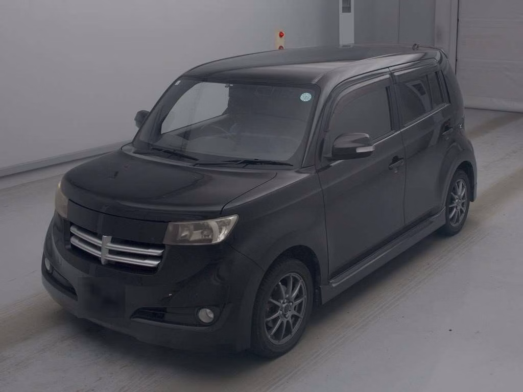 TOYOTA BB