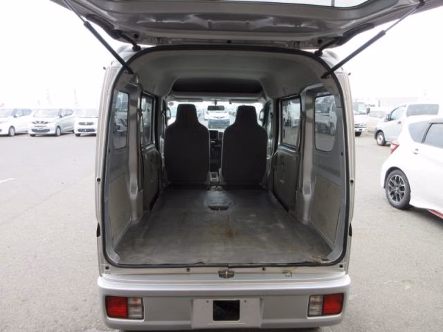 NISSAN NV100 CLIPPER