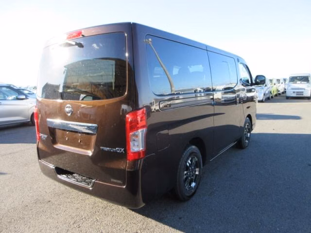 NISSAN NV350 CARAVAN