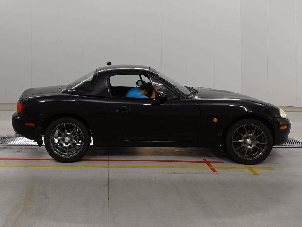 MAZDA ROADSTER