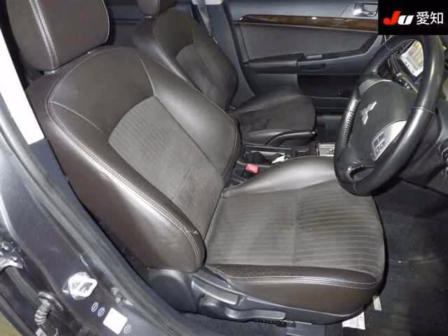 MITSUBISHI GALANT FORTIS