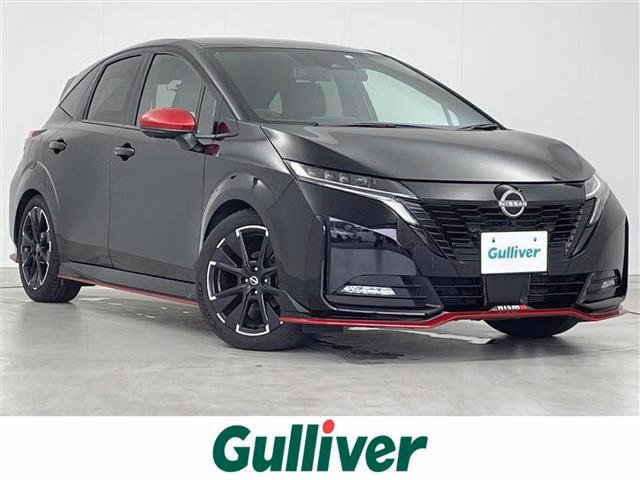 Nissan Aura