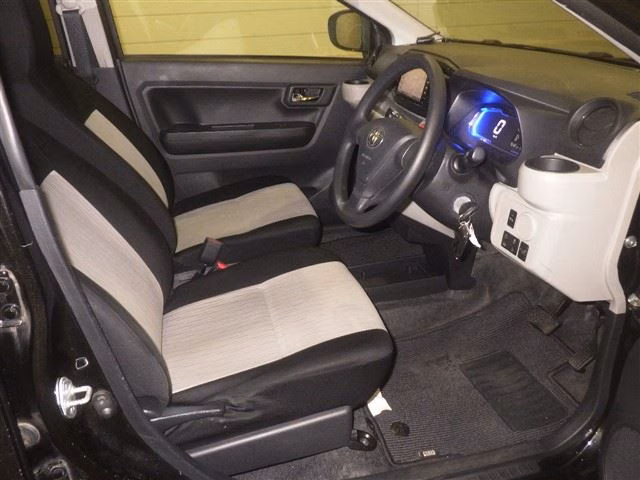 TOYOTA PIXIS EPOCH