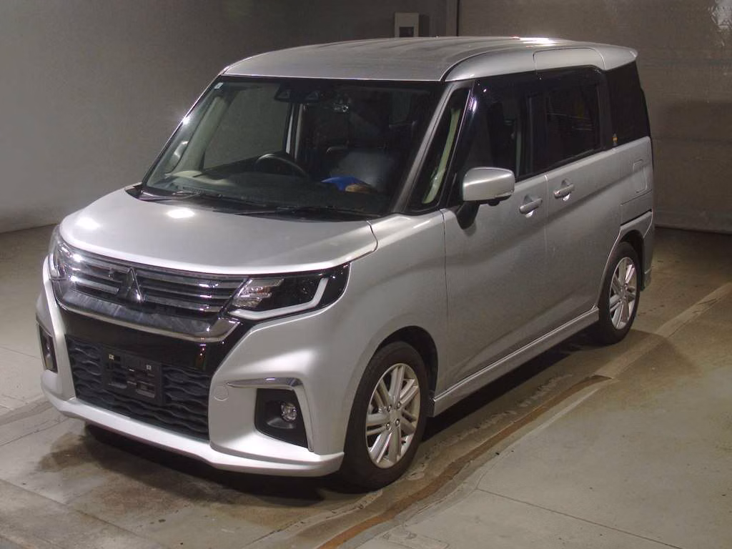 Mitsubishi Delica D:2