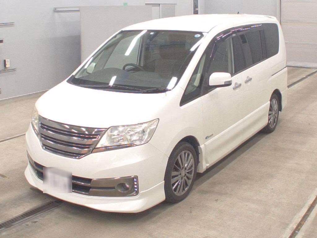 NISSAN SERENA