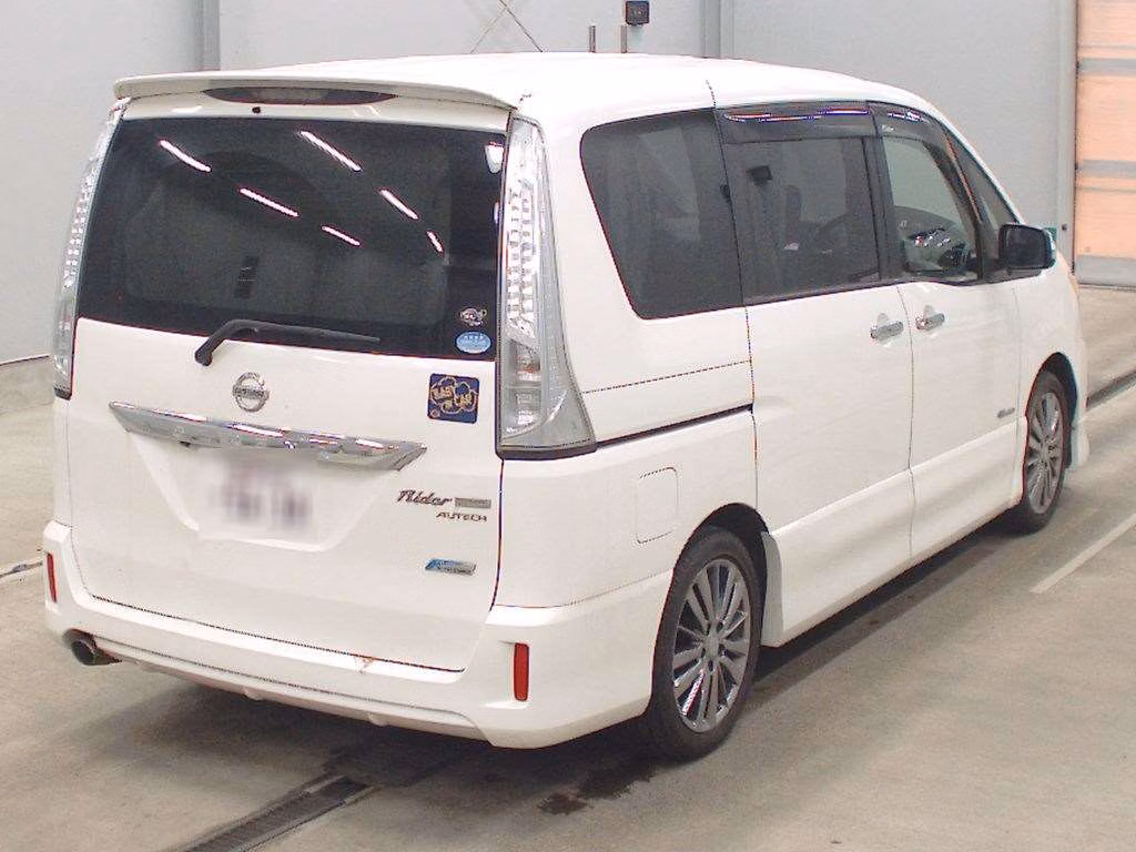NISSAN SERENA