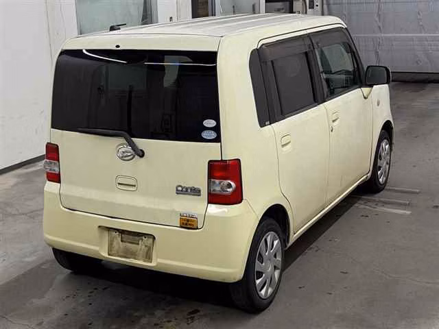 DAIHATSU MOVE CONTE
