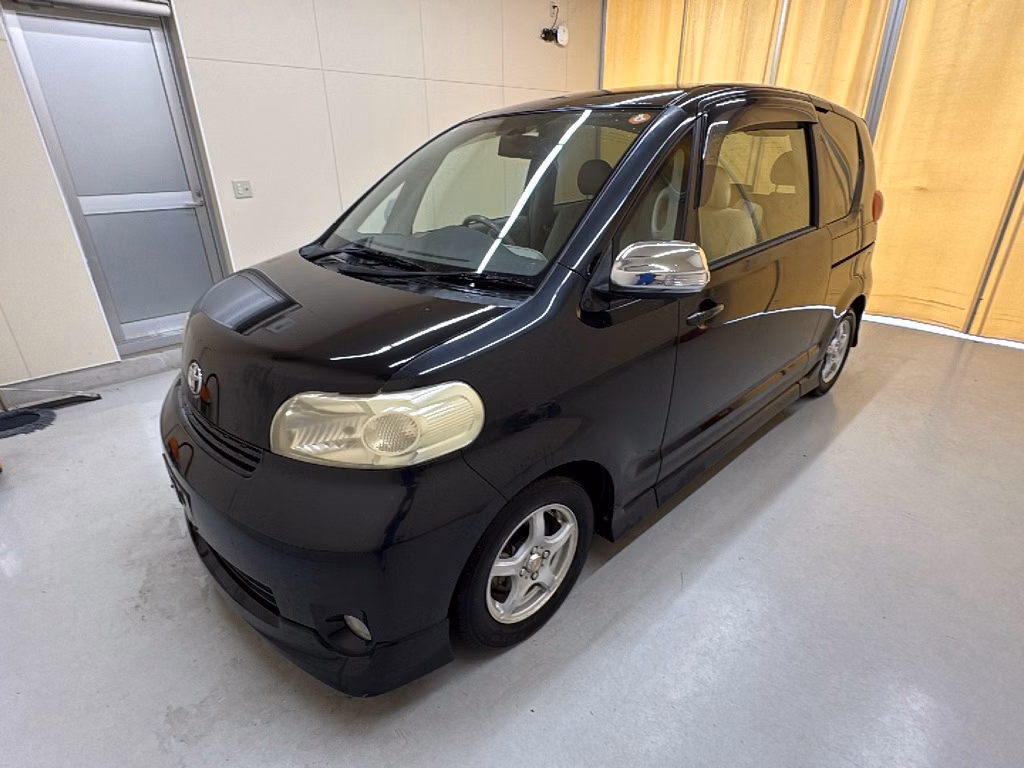 TOYOTA PORTE
