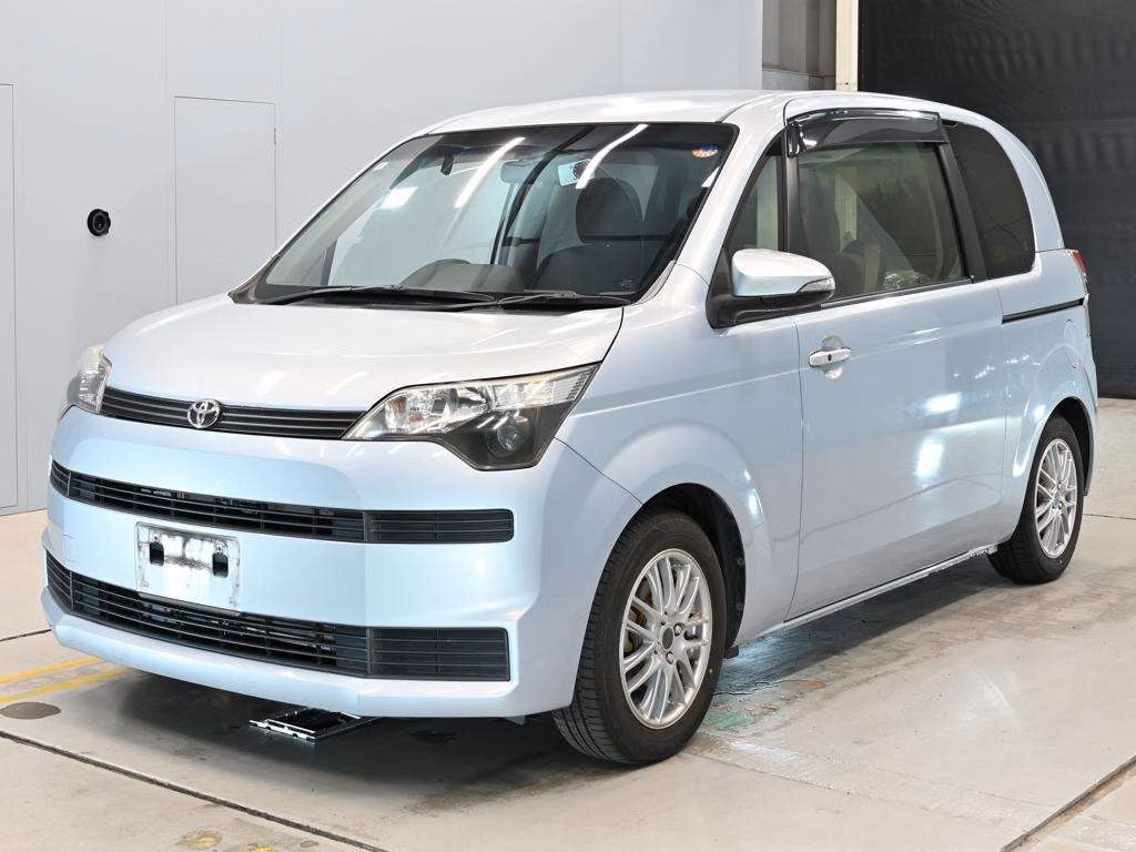 TOYOTA SPADE