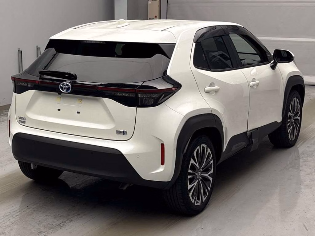 TOYOTA YARIS CROSS