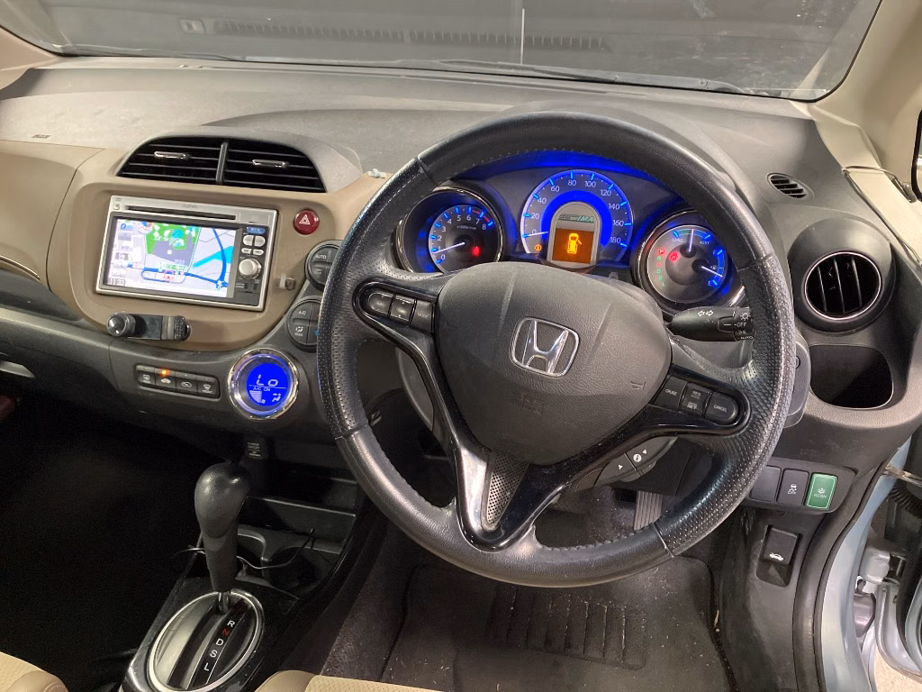 HONDA FIT SHUTTLE