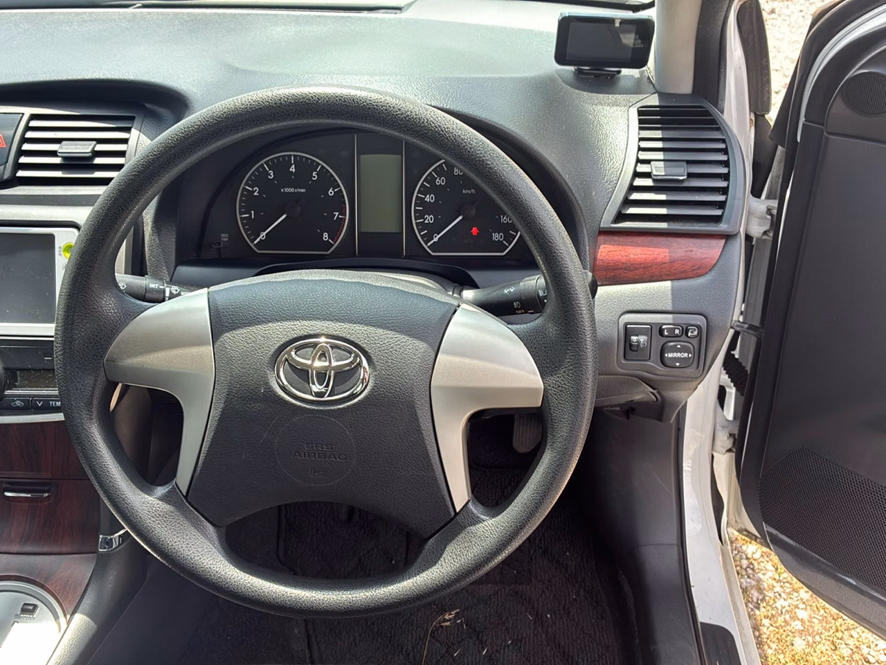 TOYOTA PREMIO
