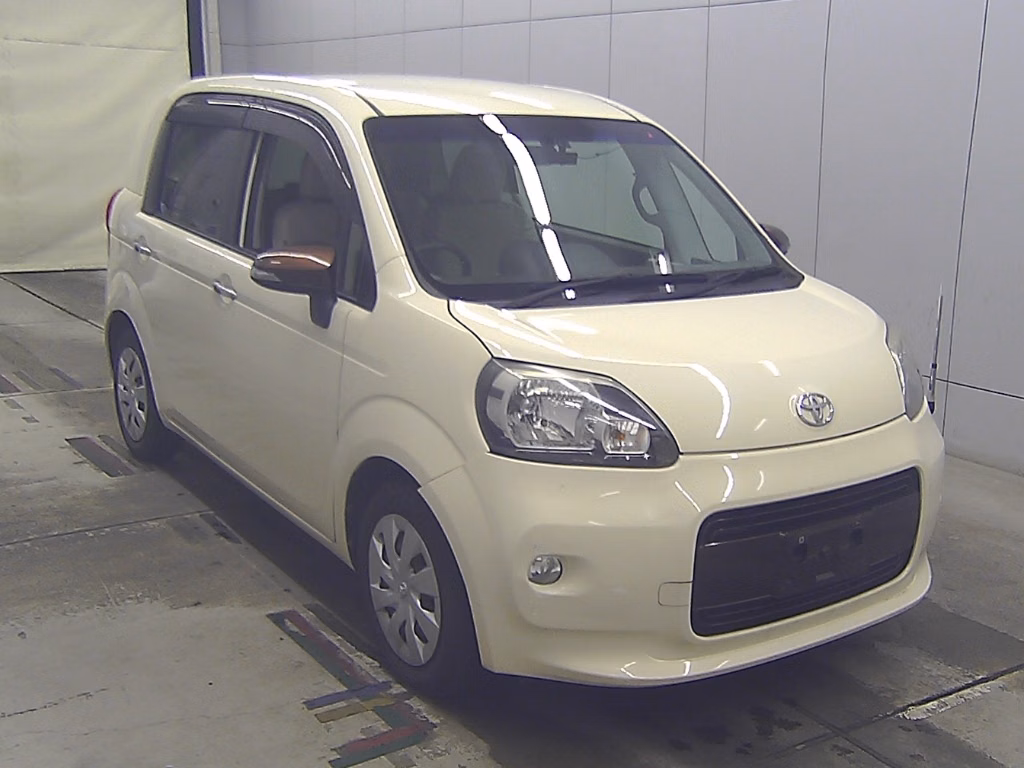 TOYOTA PORTE