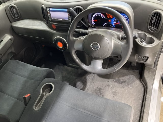 NISSAN CUBE