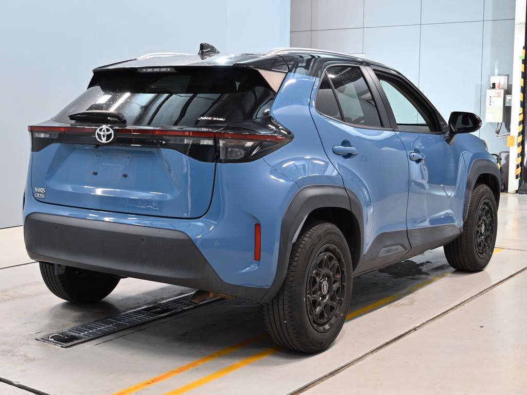TOYOTA YARIS CROSS