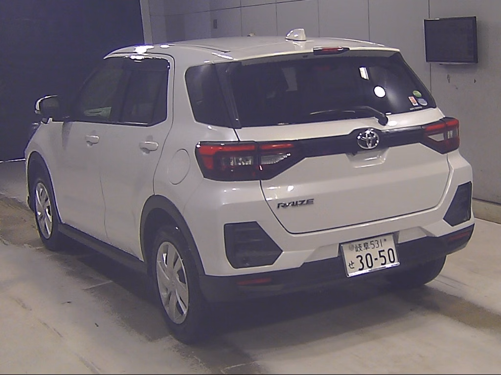TOYOTA RAIZE